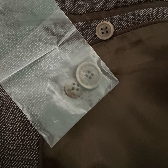 [SOLD] NWOT Giorgio Armani Blazer Brown - Size 36US (46IT) - Picture 6 of 8